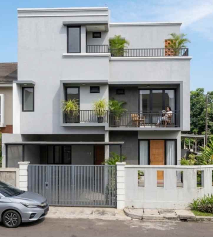 dijual rumah cipete selatan kec