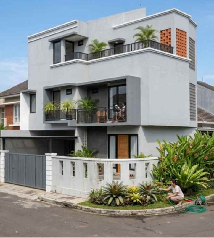 dijual rumah cipete selatan kec
