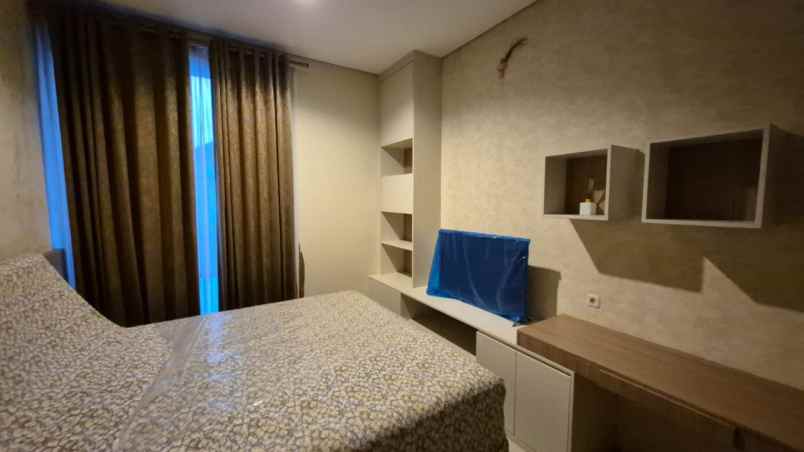 dijual rumah citraland