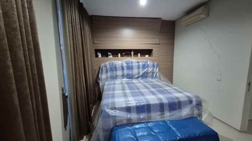 dijual rumah citraland