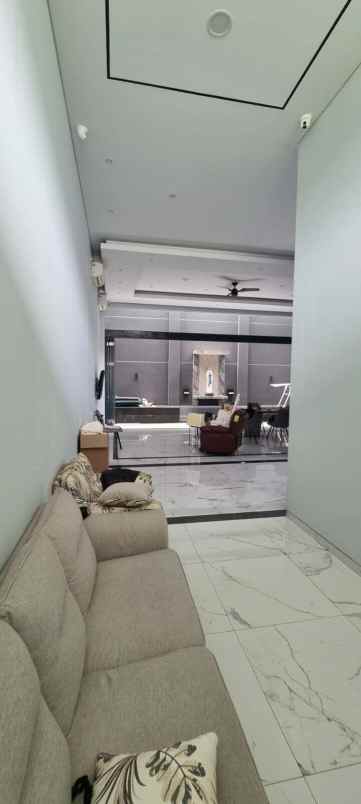 dijual rumah citraland