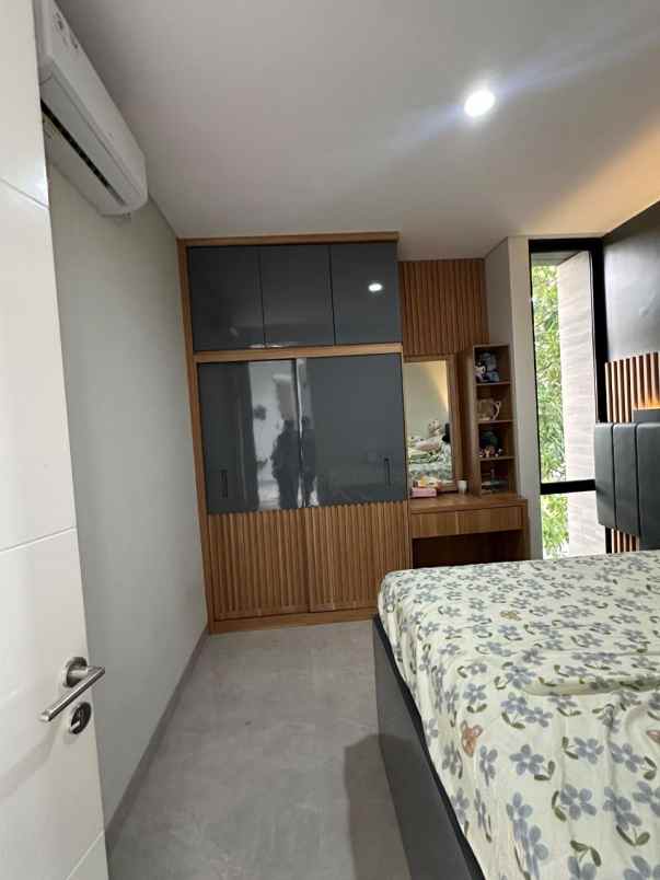 dijual rumah citraland