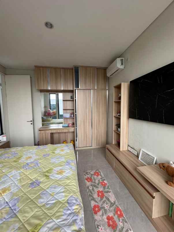 dijual rumah citraland