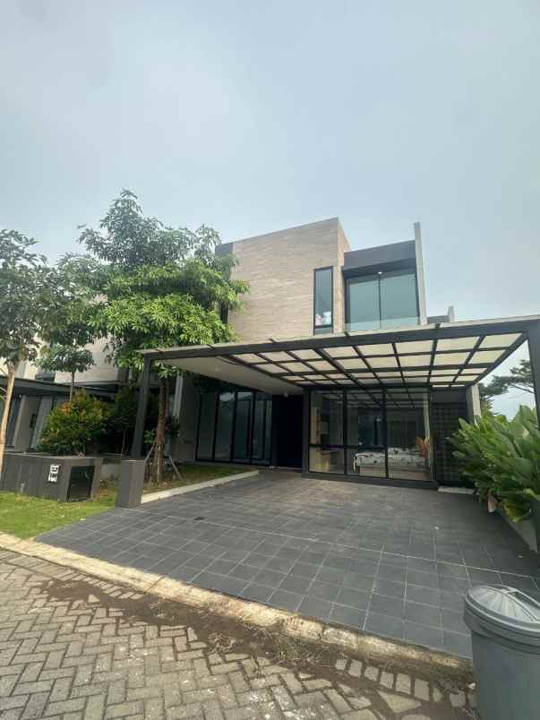 dijual rumah citraland