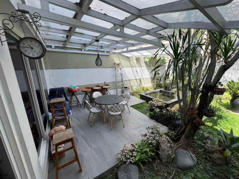 dijual rumah citraland raffles garden