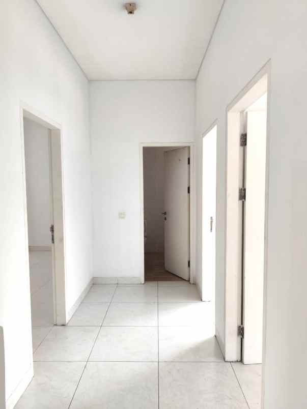 dijual rumah cluster alamanda jgc
