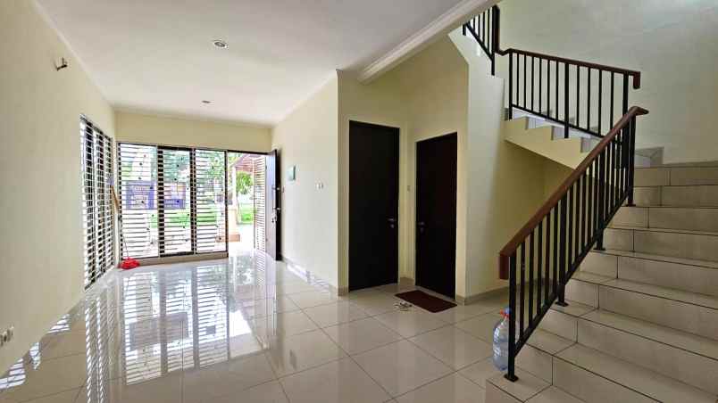 dijual rumah cluster arana kota harapan