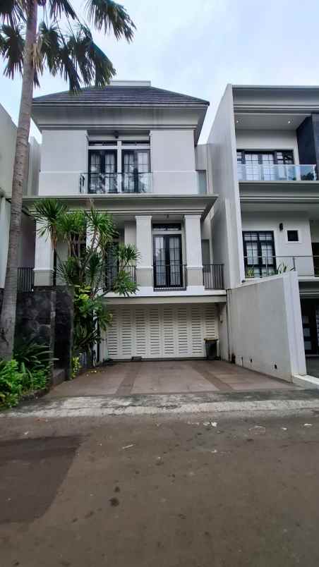 dijual rumah cluster asoka kel pejaten