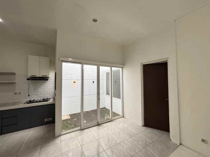 dijual rumah cluster aurora valley bsb