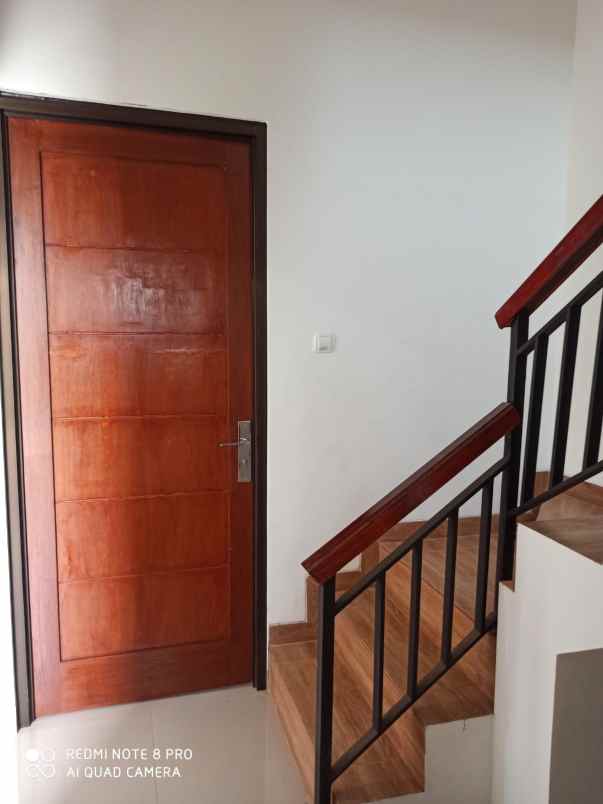 dijual rumah cluster baru daerah pamulang