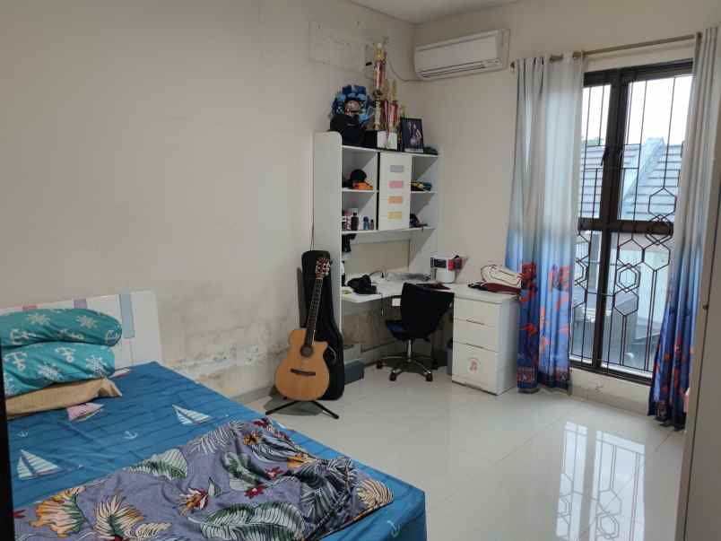 dijual rumah cluster cempaka suvarna sutera tangerang