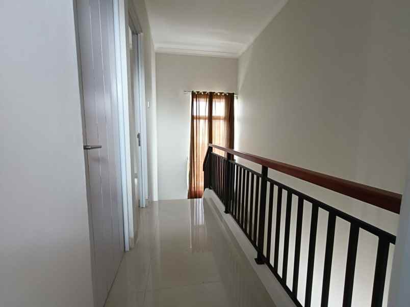 dijual rumah cluster cherryville grand