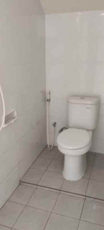 dijual rumah cluster d cataluna