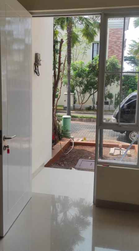 dijual rumah cluster d cataluna