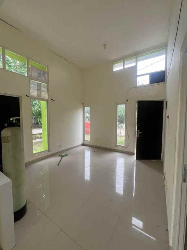 dijual rumah cluster feia segara city