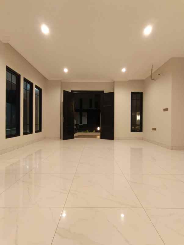 dijual rumah cluster jasmia scg