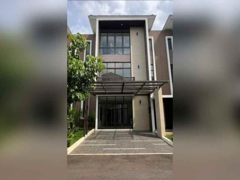 dijual rumah cluster morizen summarecon