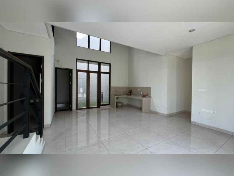 dijual rumah cluster morizen summarecon