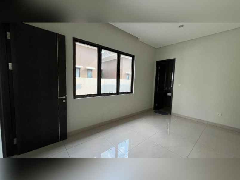 dijual rumah cluster morizen summarecon