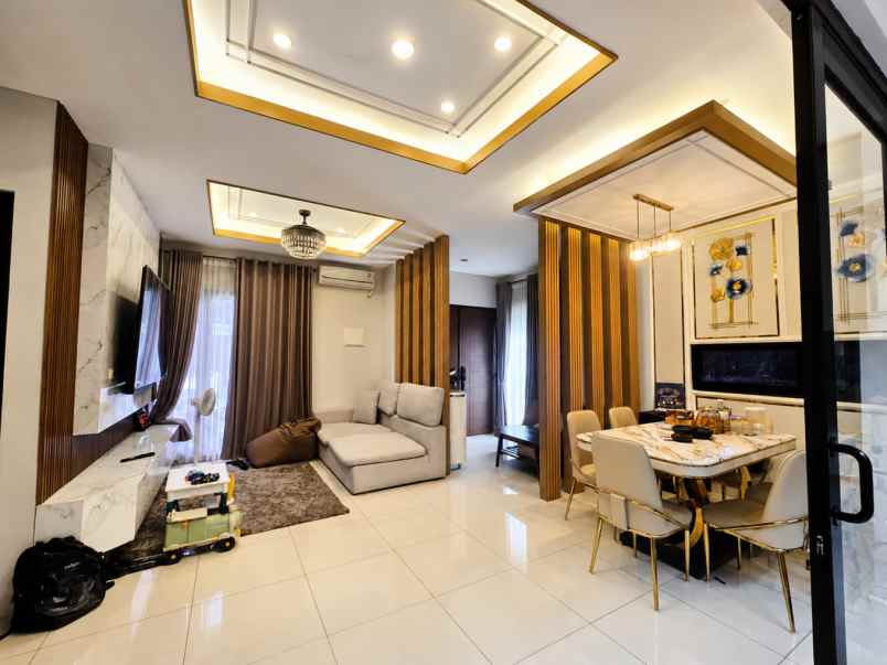 dijual rumah cluster mulberry