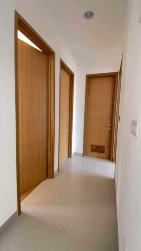 dijual rumah cluster okinawa pik2