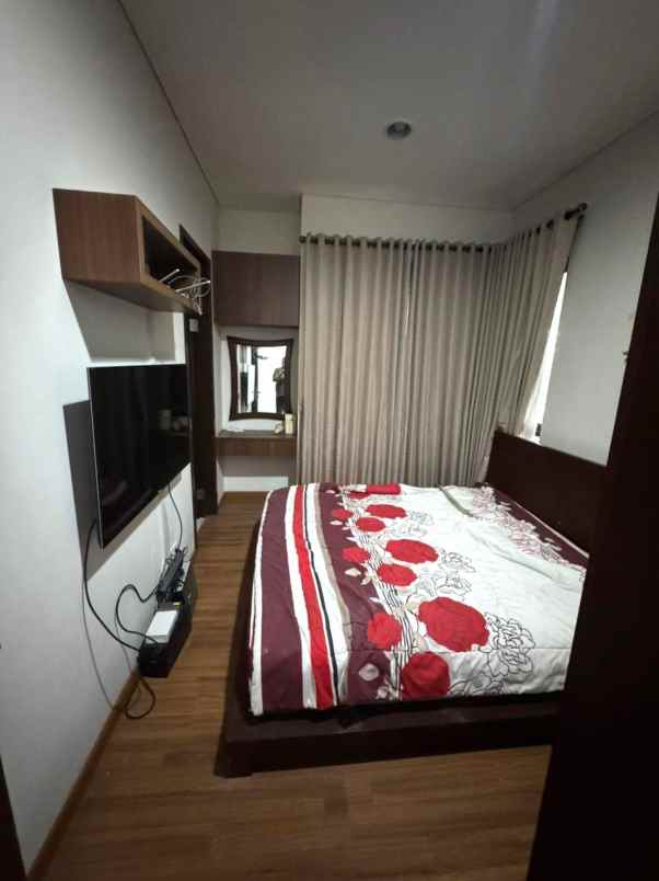 dijual rumah cluster prestigia bsd city