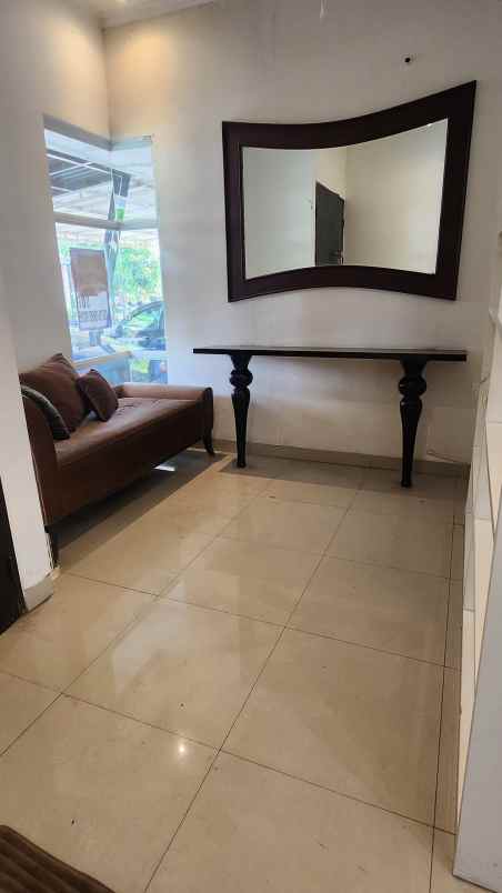 dijual rumah cluster san lorenzo illago