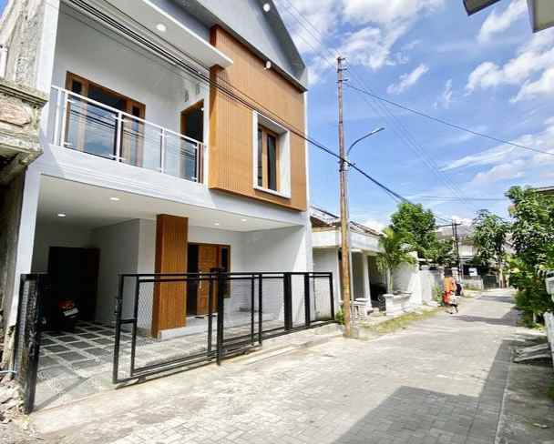 dijual rumah dalam ring road