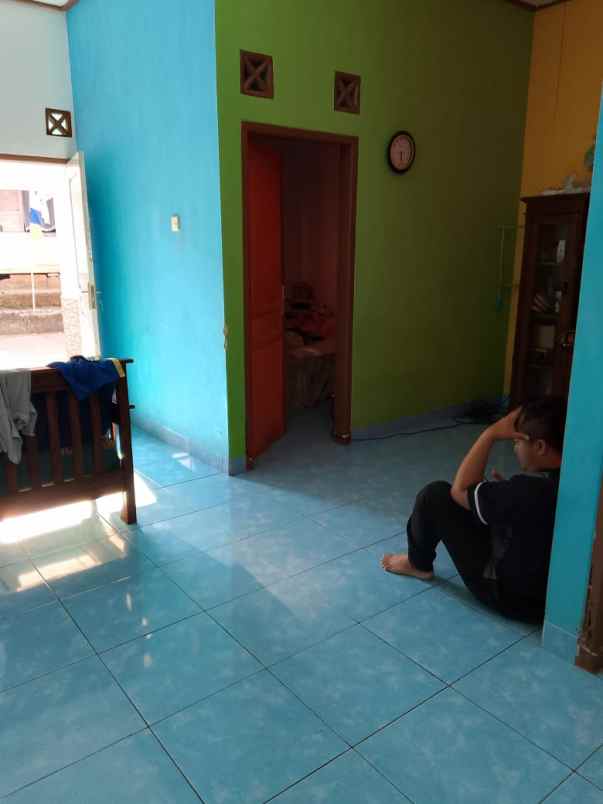 dijual rumah darangdan