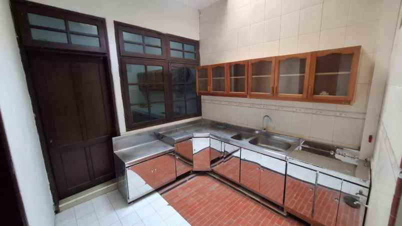 dijual rumah darmo villa dukuhpakis surabaya barat shm