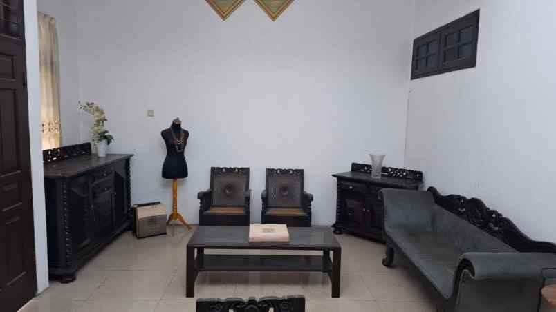 dijual rumah darmo villa dukuhpakis surabaya barat shm