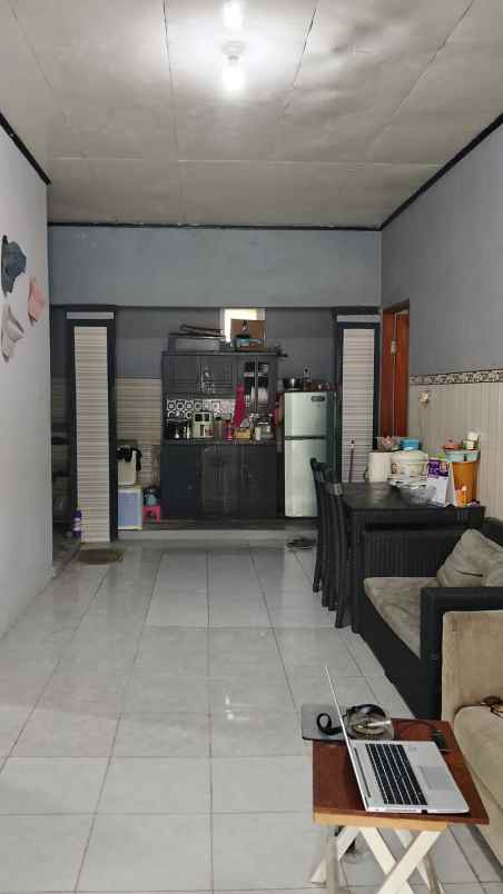 dijual rumah dengan tanah luas dikaliabang