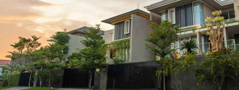 dijual rumah dharmahusada