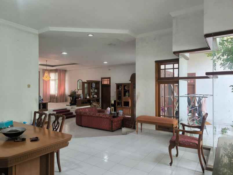 dijual rumah di badran solo