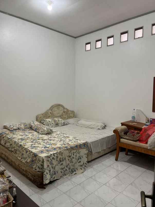 dijual rumah di banyuagung solo