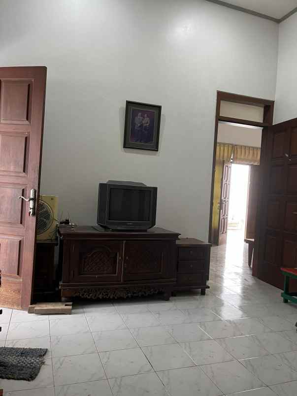 dijual rumah di banyuagung solo