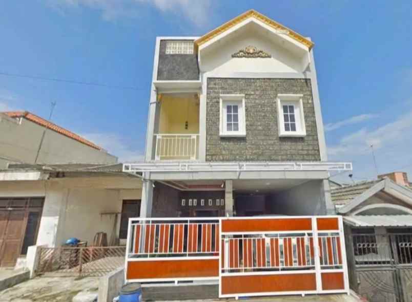 dijual rumah di bukit kencana jaya semarang