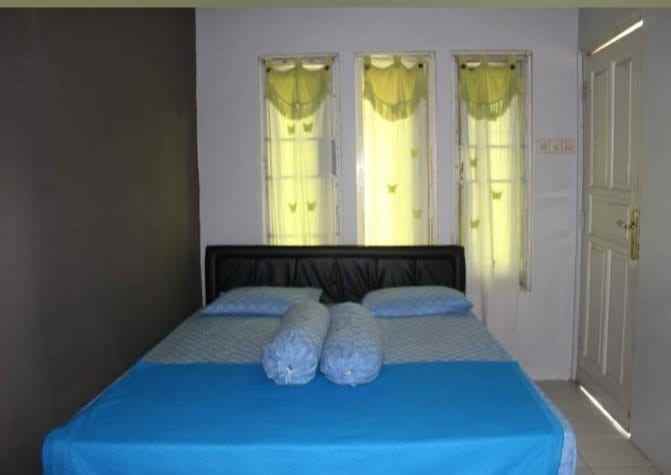 dijual rumah di elang raya sambiroto semarang