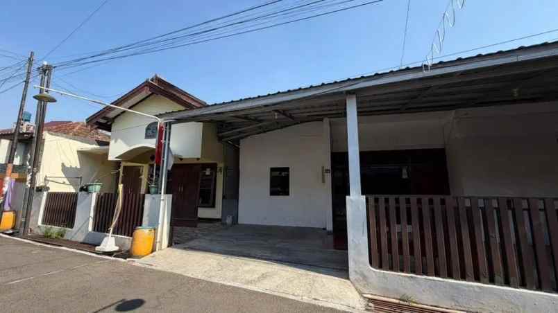 dijual rumah di gayamsari semarang