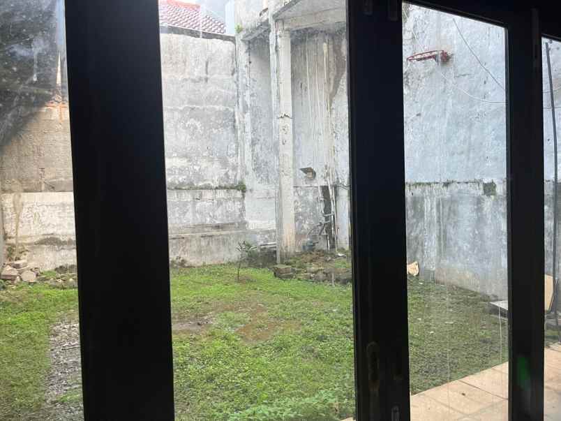 dijual rumah di grand depok city depok jawa barat