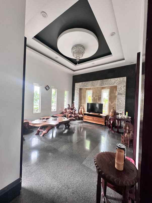 dijual rumah di lobanyu prigen