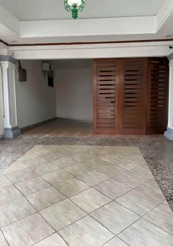 dijual rumah di pejaten barat jakarta selatan