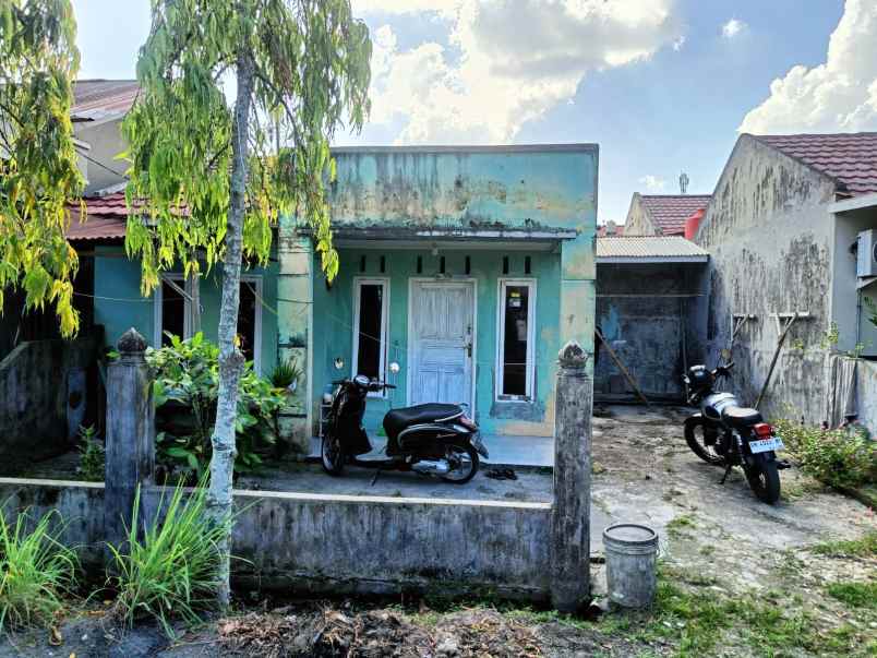 dijual rumah di suka karya dekat masjid halba