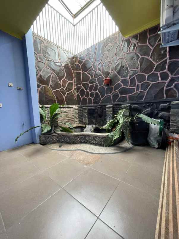 dijual rumah di sulfat