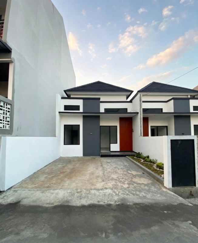dijual rumah di tanjungsari pedurungan semarang