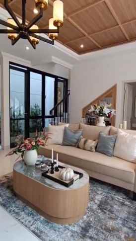 dijual rumah dian istana