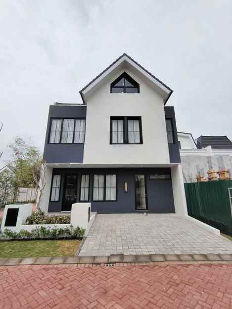 dijual rumah dian istana