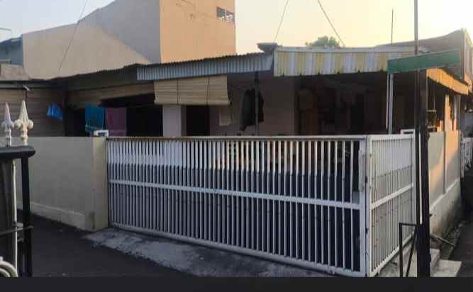 dijual rumah diperumnas klender