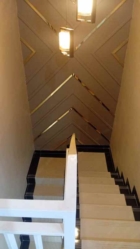 dijual rumah fulll perabotan di bedahan sawangan depok