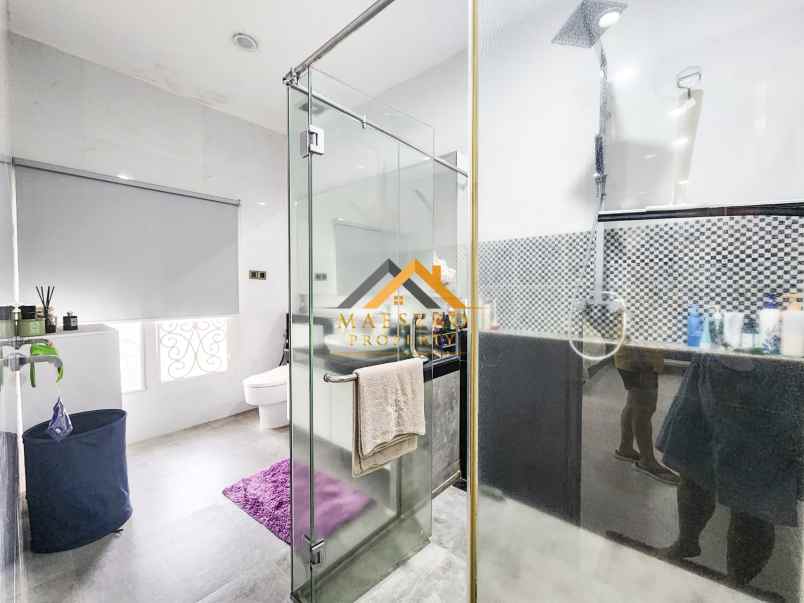 dijual rumah fully furnished jalan panglima nyak makam